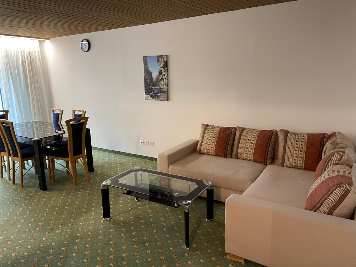 Neptun 3 - Im Zentrum Von Bad Ragaz, Mit Kl. Balkon 外观 照片